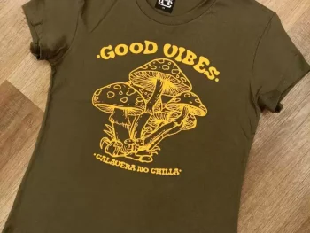 Remera CNC Girl Good Vibes