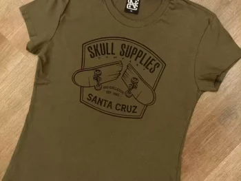 Remera CNC Girl Santa Cruz