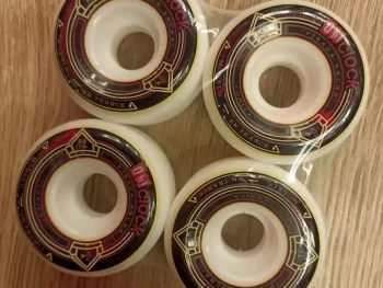 Ruedas OH! Clock Entrance