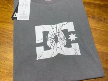 Remera DC Shoes Shatter