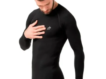 Remera Térmica Alaska Saukan Bamboo Eco Series Hombre Black AH0104-100