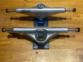 Trucks Dater Base Azul