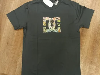 Remera DC Shoes Fill Drawing