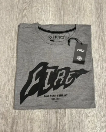 Remera Cuerdos Flag